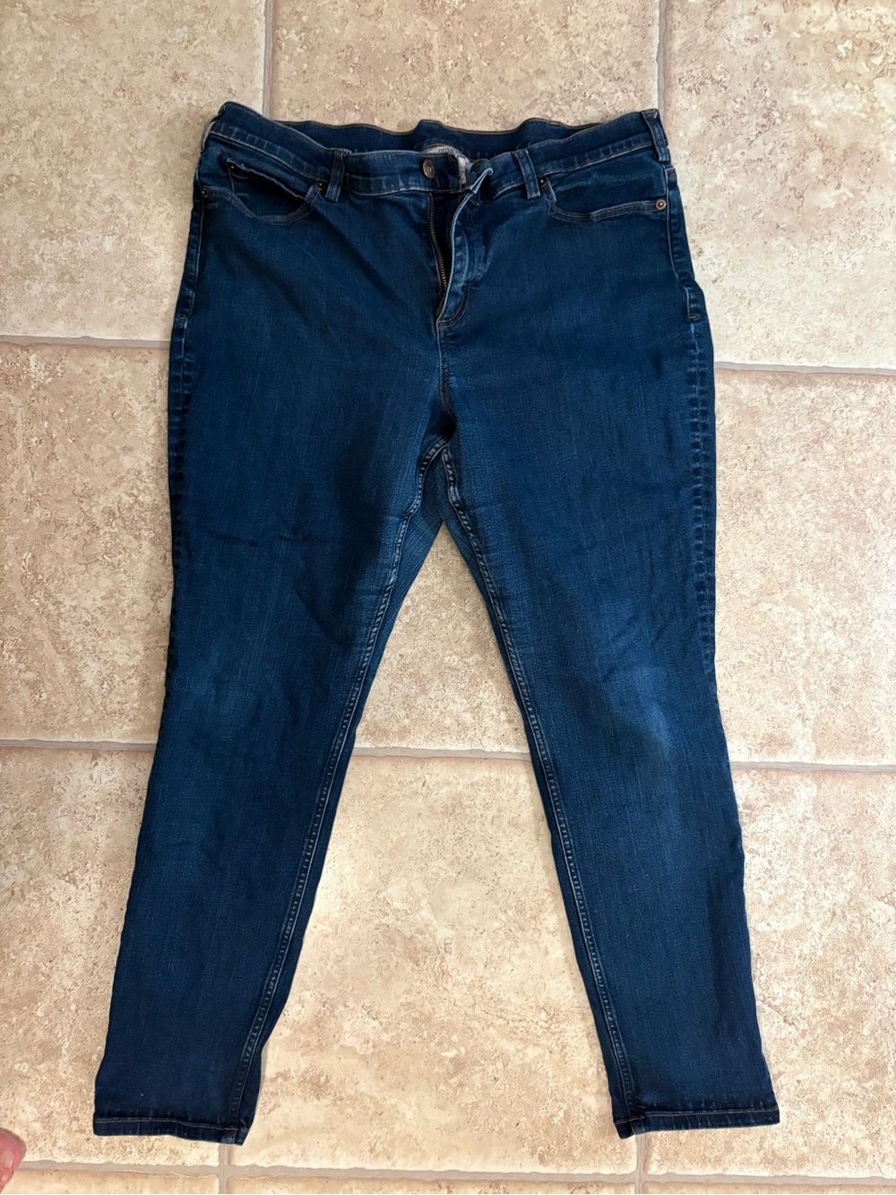 Duluth Women’s stretch jeans